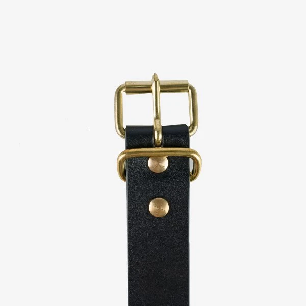 OGL Single Prong Brass Roller Buckle Leather Belt - Full Dyed Black 4 OGL Single Prong Brass Roller Buckle Leather Belt - Full Dyed Black - Image 2