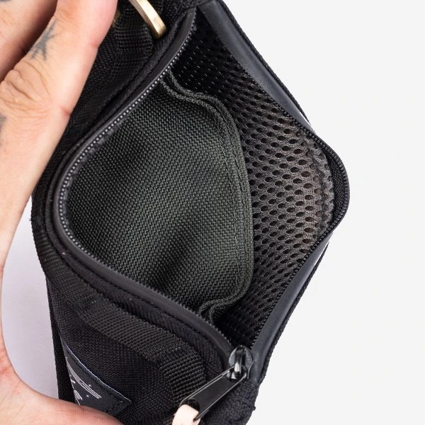 OGL Originale Tech Material Outdoor Mid Wallet - Black 6 OGL Originale Tech Material Outdoor Mid Wallet - Black - Image 4