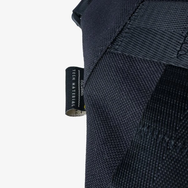 OGL Originale Tech Material Cross Body Pouch V2 - Black 7 OGL Originale Tech Material Cross Body Pouch V2 - Black - Image 5